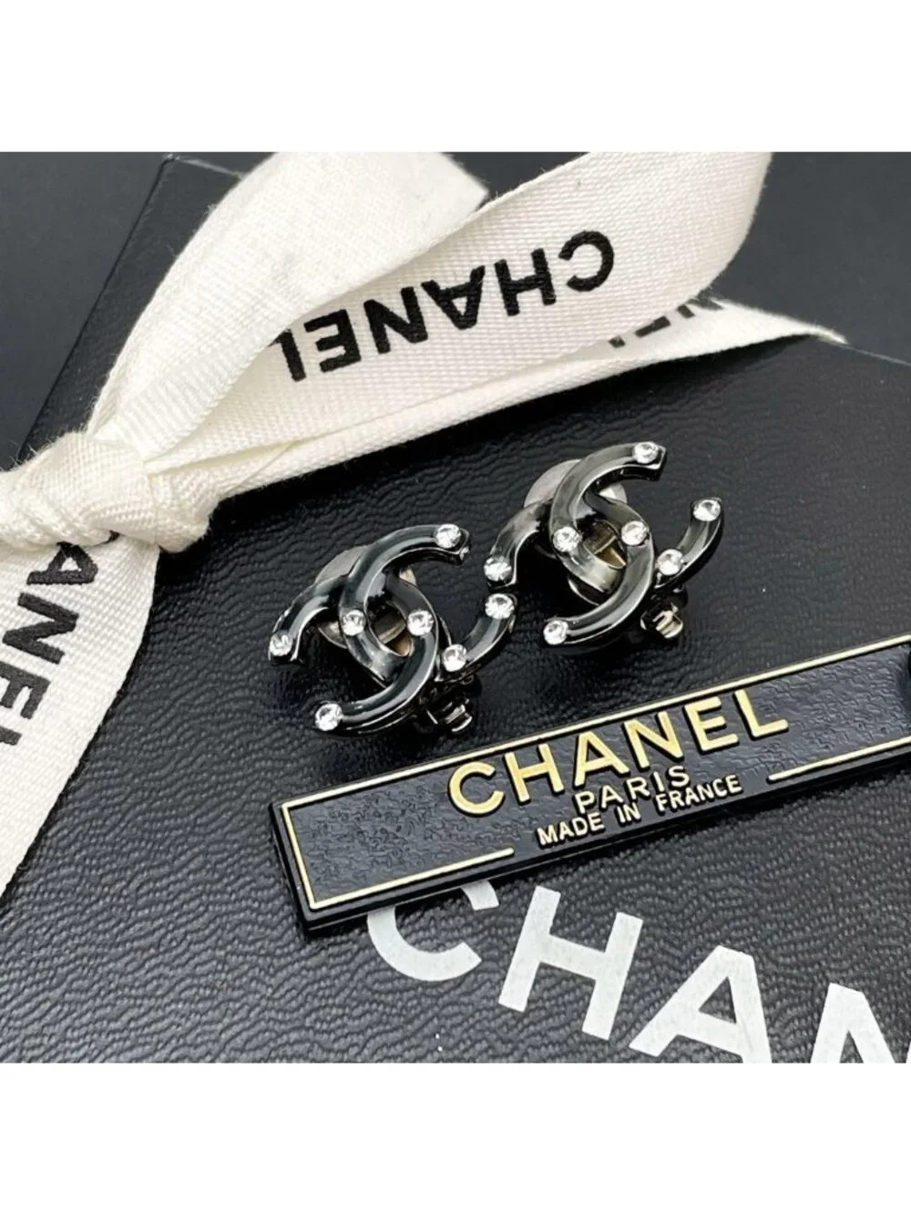 Chanel CC Logo Earrings 03A Rhinestone Icon